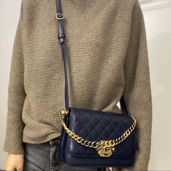 Chanel Flap Bag - Picture 2 of 8